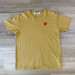 COMME des GARCONS Play Golden Shirt Size XL CDG Red Heart Tee Luxury Minimalist